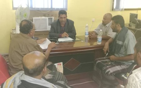 لقاء يجمع مدير عام مكتب الواجبات الزكوية بمحافظة لحج مع قيادة مديرية الملاح لبحث التحديات وسبل معالجتها