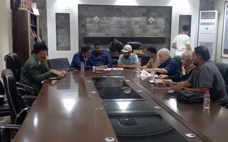 معاوية والجرادي يناقشان مع مكتب الشباب واتحاد الكرة عدن آلية تأمين مباراة "ديربي العاصمة عدن" لكرة القدم 