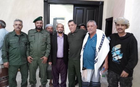 رئيس الغرفة التجارية بلحج والعميد حسين ثابت يحضران حفل تكريم أوائل الثانوية العامة بالمحافظة
