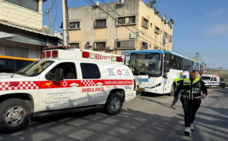 مقاومة الضفة تتمكّن من قتل ثلاثة إسرائيليين وجرح آخرين في عملية إطلاق نار على حافلة في الضفة الغربية