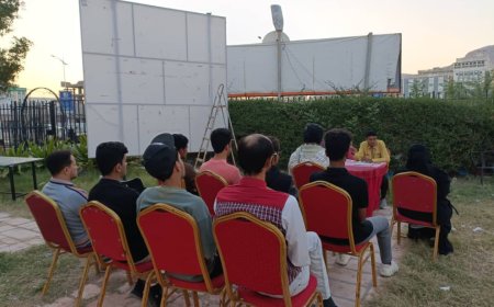 بحضور الأمين العام لاتحاد الملتقيات الشبابية التطوعية بحضرموت.. اتحاد الساحل يعقد اللقاء التشاوري مع قادة الفرق التطوعية