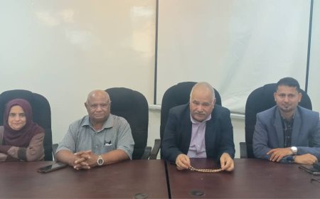 مدير عام الصحة يدشن دورة تدريبية لمكافحة العدوى والوقاية منها للعاملين الصحيين في عدن 