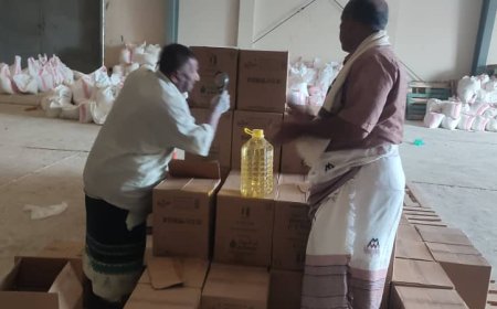 ببتوجيه من مدير عام خنفر مكتب الأشغال خنفر يتفقد المستودعات التابعة لمنظمة كير للإغاثة الإنسانية بالكود م/خنفر 