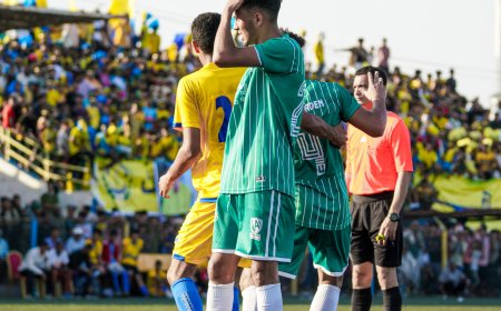 في بطولة عدن للأندية الممتازة التعادل السلبي يحسم مواجهة الشعلة ونظيره وحدة عدن 