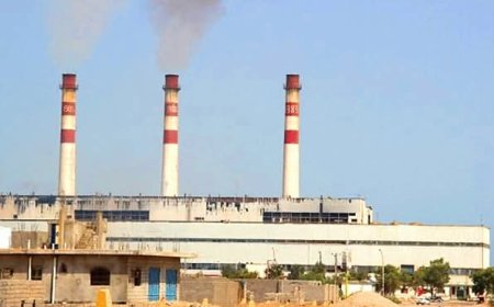 عدن.. تحسن طفيف في خدمة الكهرباء مع إعادة تشغيل محطة "بترومسيلة"