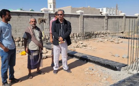 مدير عام عتق ينفذ زيارة تفقدية لعدد من المشاريع بالمديرية