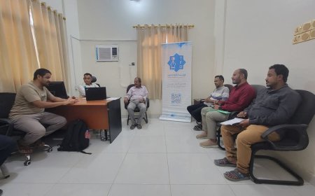 التخطيط والمياه بالحديدة تناقش مع مؤسسة طيبة المشاريع التنموية المستدامة بالمحافظة
