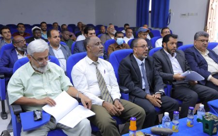 جامعة المهرة تنظم ورشة عمل لمراجعة الخطة الاستراتيجية وتطويرها 2024-2028م