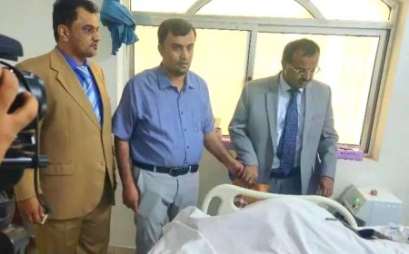 بتوجيهات طارق صالح.. وفد طبي وقيادي يطمئن على مصابي انفجار محطة الغاز في البيضاء بمشافي عدن