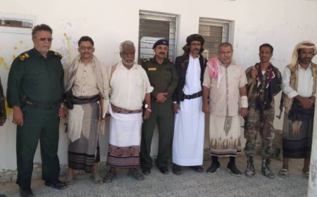 بإشراف مدير عام ميفعة.. إجراء عملية الاستلام والتسليم بين المدير السابق والمدير الحالي لإدارة الأحوال المدنية بالمديرية