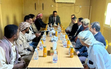 رئيس هيئة النقل البري يعقد اجتماعا موسعا بميناء الوديعة لمعالجة الزحام والتكدس