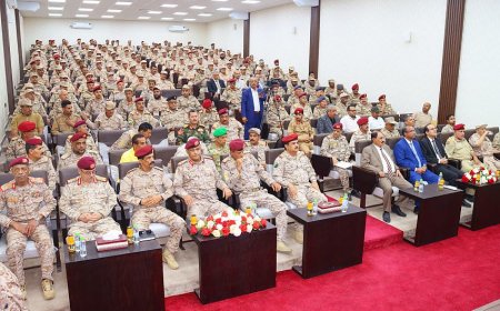 بعد 10 سنوات من التوقف..الداعري يدشن كلية الدفاع الوطني في عدن