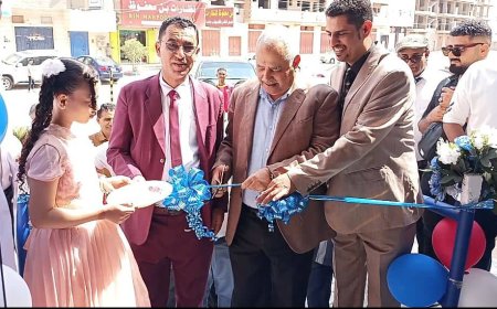 الدكتور البيشي يفتتح أول جهاز لكشف هشاشة العظام في عدن بمركز الرازي التشخيصي