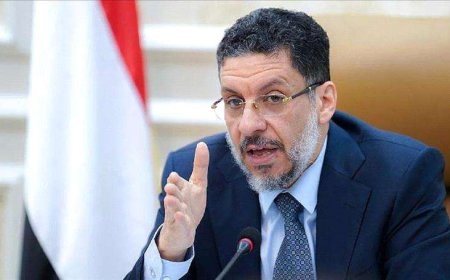 بشرى سارة للمعلمين رئيس الوزراء يوجه بتحسين اوضاع المعلمين وصرف رواتبهم في موعدها واعتماد زيادات مناسبة