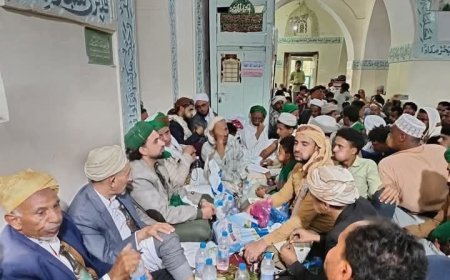 السلاليون يحولون بيوت الله مقايل للقات في تعز.. 