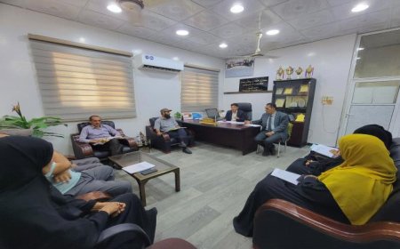 لجنة الاعتماد الأكاديمي في كلية اللغات بجامعة عدن تعقد اجتماعها الرابع