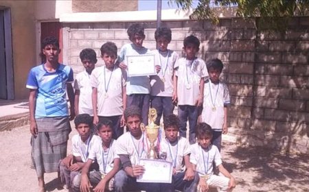 فريق العين بطلا للدوري المدرسي بمدرسة الرعد روضة الجعادنة بمودية