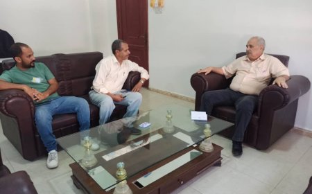 مدير عام الصحة يناقش ترتيبات  إطلاق المعرض الطبي الأول عدن هليث في فبراير المقبل