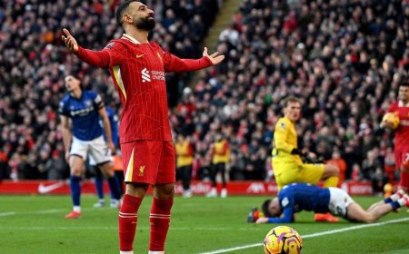 تغيير قواعد "الفيفا" يقرّب محمد صلاح من الهلال السعودي