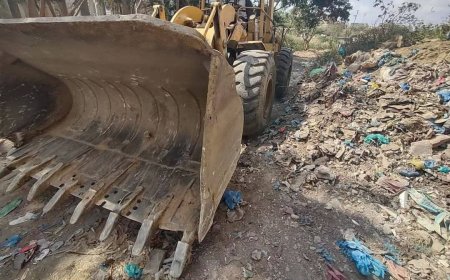 عاجل.. مليشيا الحوثي تقنص سائق الشيول بتعز