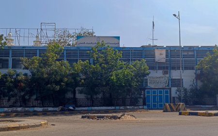 محافظ عدن يدعم مؤسسة المياه بـ 10 ألف لتر ديزل لتشغيل حقول المياه