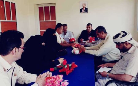 تنفيذية انتقالي أبين تؤكد أهمية دعم مطالب المعلمين بالمحافظة