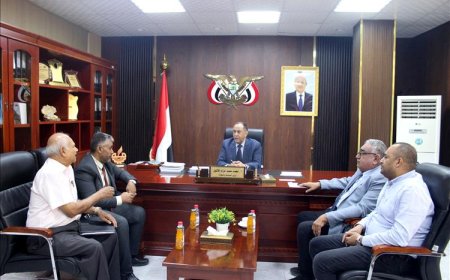 وزير الصناعة يناقش مع جمعية المحاسبين آلية استيعاب المحاسبين وتطوير العمل المحاسبي