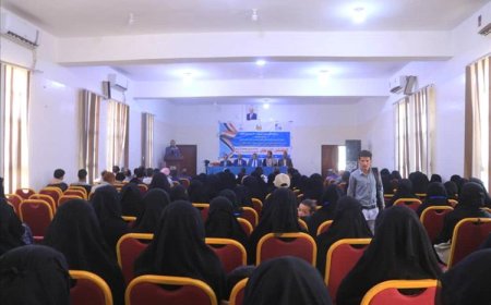 انعقاد ملتقى تربوي بمأرب بمناسبة اليوم العالمي للتعليم ولحماية الأجيال من الخرافات الإمامية