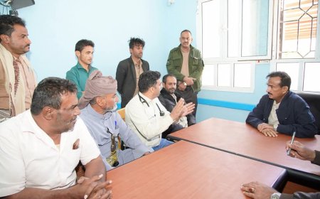 المحافظ بن الوزير يتفقد أوضاع مستشفى نصاب العام ويقف على مستوى الخدمات المقدمة. 