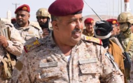 شكر وتقدير من قيادة اللواء 11 حرس حدود إلى قائد المنطقة العسكرية الأولى، اللواء الركن/ صالح الجعيملاني بمناسبة زيارته للواء