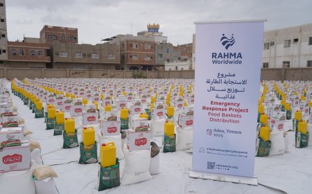 منظمة "رحمة حول العالم" تدشن توزيع 1300 سلة غذائية في عدن ضمن مشروع الاستجابة الطارئة