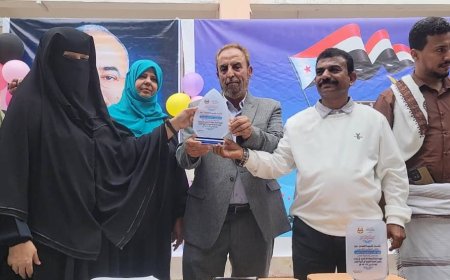 ثانوية النعمان بالمنصورة تحتفي بتكريم أوائل طلابها خلال الفصل الدراسي الأول