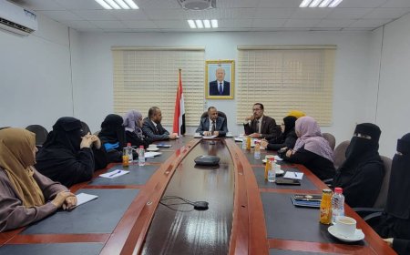 وزير الصناعة يبحث مع سيدات الأعمال تعزيز دور المرأة الريادي في تنمية الاقتصاد الوطني