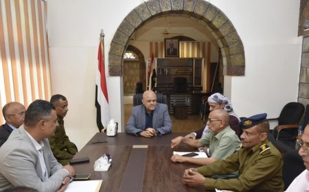 محافظ تعز يناقش تقرير اللجنة المكلفة من الشركة العامة للغاز بشأن محطات تعبئة الغاز المخالفة