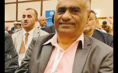 عبدالقادر باجميل عضو الاتحاد العام لكرة القدم اليمنية لأبين الآن : # اين كانوا أصحاب الحملة الشوعى ضد الاتحاد عندما تم إغلاق كافة الملاعب ..؟!