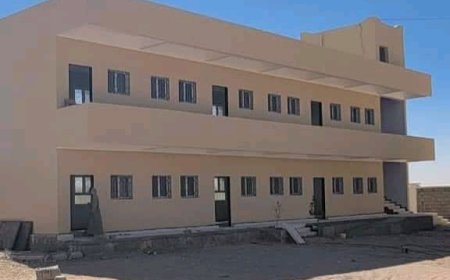 مؤسسة بن جعفر تؤكد إنجاز مشروع مدرسة البنات في عياذ بمديرية جردان بتمويل إماراتي