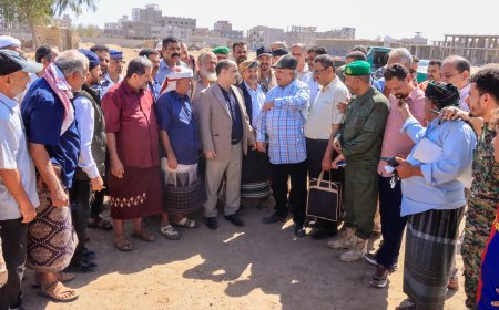 مدير عام دارسعد ونائب رئيس الهيئة العامة للأراضي م عدن يطلعان على هموم ومشاكل ملاك العقود المدنية في بئر فضل
