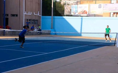 تواصل منافسات بطولة الفقيد جواد جرجرة للتنس الأرضي بعدن