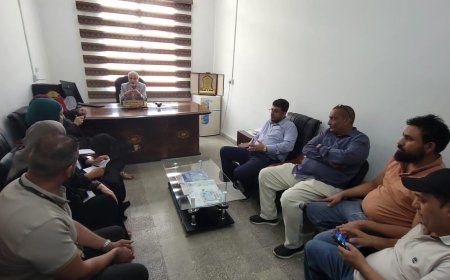 الوكيل الشبحي يترأس اجتماعآ موسعآ مع صندوق الأمم المتحدة للسكان وجميع أعضاء قطاع السكان ويناقش معهم جملة من القضاية المتعلقة في القطاع الصحي