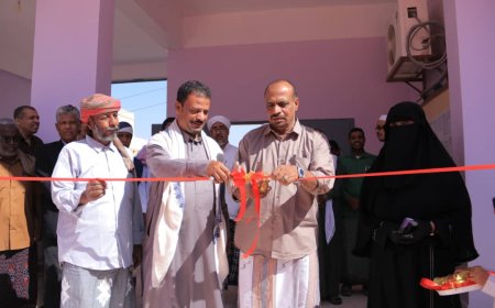 أمين عام شبام يختتم فعاليات اسبوع النشاط المدرسي بمعرض علمي وحفل فني بمدرسة السيدة عائشة للتعليم الأساسي