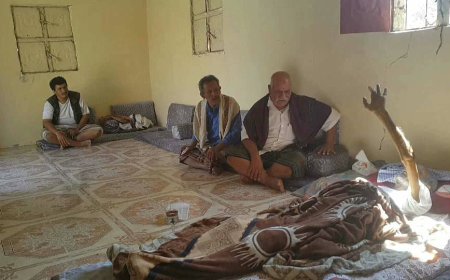 رئيس تنفيذية انتقالي لودر يطمئن على صحة المناضل صالح ملقاط