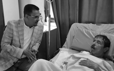 حضرموت تودع أديبها الكبير صالح باعامر .. والأمين العام للمجلس المحلي يقدم واجب العزاء