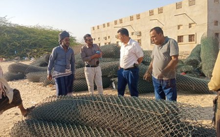 بتوجيهات المحافظ ابن الوزير.. الفريق الهندسي يحدد موقع ونوعية الدفاعات لحماية جلعة رضوم الساحلية من السيول والفيضانات