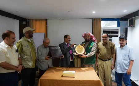 السلطة المحلية وقيادة انتقالي الضالع تكرم فرع مركز الملك سلمان للإغاثة بعدن