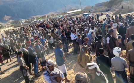 في موكب جنائزي مهيب.. تشييع جثمان بافقير في مسقط رأسه بالحيرة سلمون في شبوة