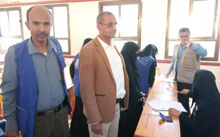 تعز.  تدشن صرف مشروع الحوالات المشروطة في عزلة القحاف بمديرية جبل حبشي.