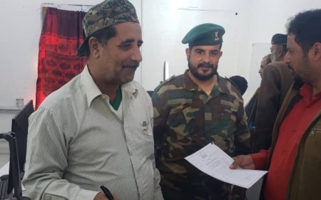تنفيذاً لتوجيهات مدير أمن لحج.. تدشين مكتب جديد لاستخراج البطاقة الذكية في لبعوس – يافع