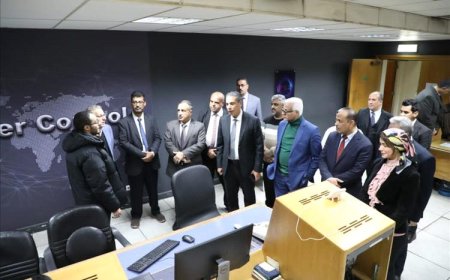 القاهرة.. رئيس جامعة عدن والوفد المرافق له يزورون الأكاديمية الدولية للهندسة وعلوم الإعلام