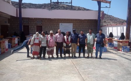 برعاية الوزير السقطري: هيئة مصائد خليج عدن تدشن توزيع 19 منحة عينية للمرأة الساحلية