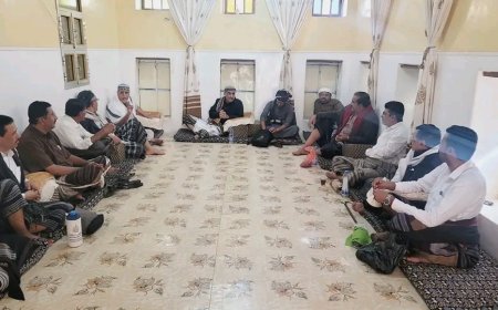 الأمين العام هشله يطمئن على صحة المستشار سليمان كبران بمدينة الروضة